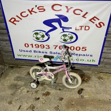 Giant Puddn 12” Wheel Girls Bike. £35