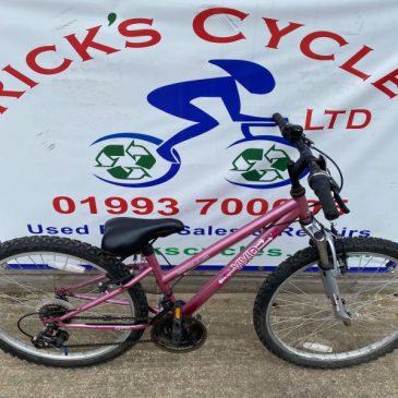 Apollo Vivid 24” wheel girls Mountain bike. £65