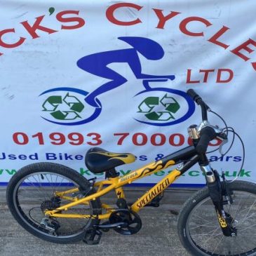 Specialized HotRock 20” Wheel Mountain Bike. £140