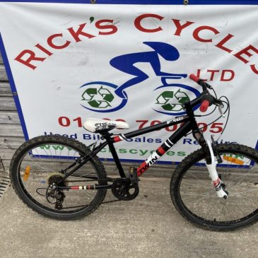 B-Twin Rockrider 500 24” Wheel Girls Bike. £75