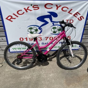 Spike Diva 24” Wheel Girls Bike. £50