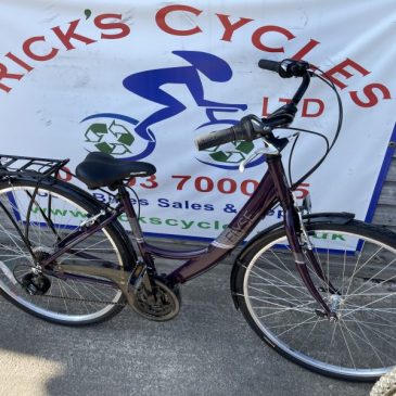 Apollo Elyse 16” Frame Ladies Hybrid Bike. £150