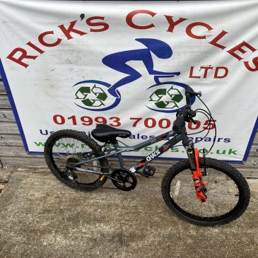 Apollo Chaos 20” Wheel Kids Bike. £75. Refurbished!!