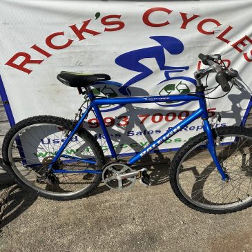 Raleigh Explorer 21.5” Frame Mountain Bike. £125. Refurbished!!