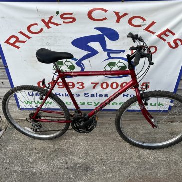 Raleigh Avalanche 21.5” Frame Mountain Bike. £125. Refurbished!!