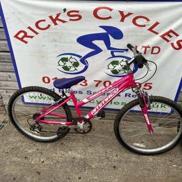 Ammaco Sienna 24” Wheel Girls Bike. £80. Refurbished!!