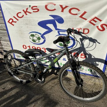 Apollo GridLok 24” Wheel Boys Bike. £75. Refurbished