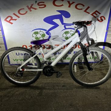 Ridgeback Destiny 24” Wheel Girls Bike. £125  Refurbished.