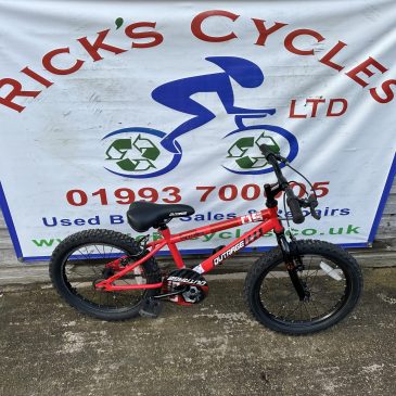 Apollo Outrage 18” Wheel Unisex Kids Bike. £60. Refurbished!!.