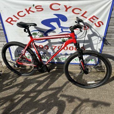 Specialized HardRock 21” Frame Mountain Bike. £225. Refurbished!!