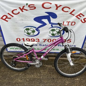 Trek MT220 24” Wheel Girls Bike. £120. Refurbished!!