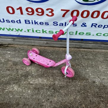 Hello Kitty 3 wheel Scooter. £10