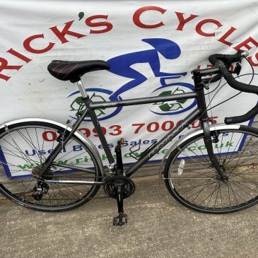 Ridgeback World Tour 23” Frame Road Bike. £195. Refurbished!!