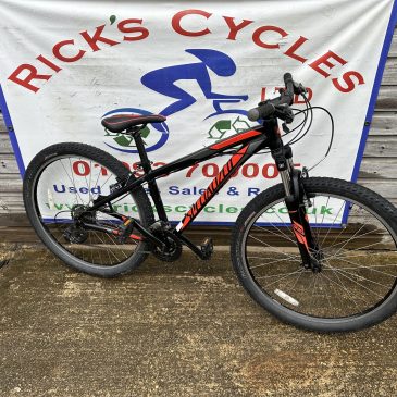 Specialized HardRock 15” Frame Mountain Bike. £225. Refurbished!!