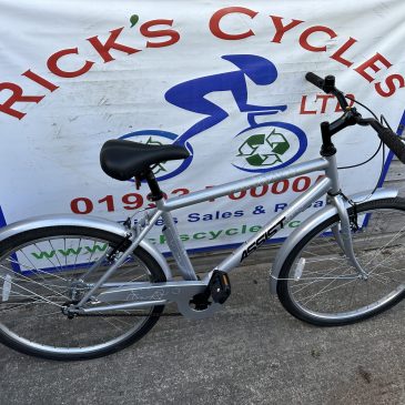 Assist26 18.5” Frame Town Bike. £120