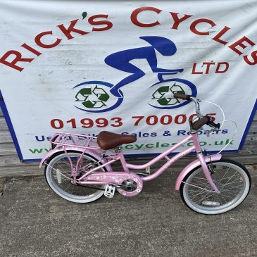 Pazzaz Petal 18” Wheel Girls Bike. £50. Refurbished!!