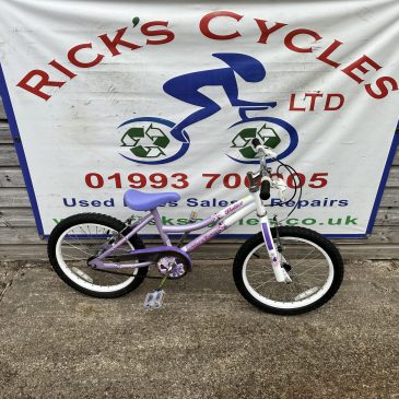 SilverFox Flutter 18” Wheel Girls Bike. £50. Refurbished!