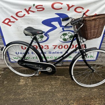 Pashley Princess 22.5” Frame Ladies Town Bike. £175. Refurbished!