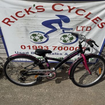 B-Twin Poly 500 24” Wheel Girls Bike. £85. Serviced, Great