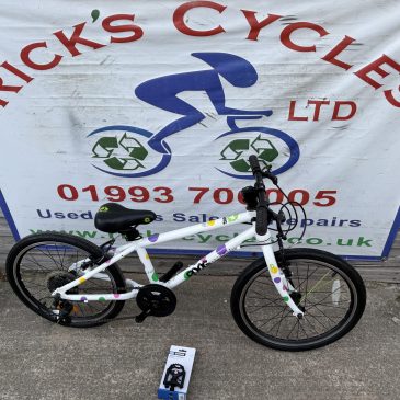 Frog 55 (Large) 20” Wheel Kids Bike. Spotty No3. £175. Great condition