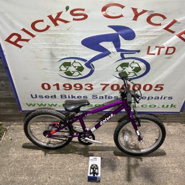 Forme Cubley 18” Wheel Unisex Purple No3. £150. Also available in other colours.