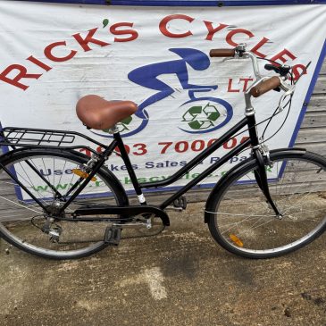 Reid 21” Frame Ladies Town Bike. £100. Serviced. Great Condition