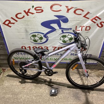 Cube Acid 240 SLX 24” Wheel Unisex Kids Bike. £275. Excellent!! Great colour!