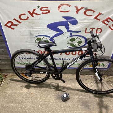 Frog 73 26” Wheel Unisex Kids Bike. Charcoal Grey No1. £250. Great Condition