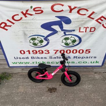Forme Litton 12” Wheel Girls Bike. Pink No3. £60. Available in blue & red.