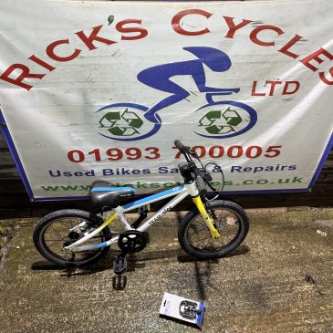 Frog 48 Team Sky 16” Wheel Kids Bike. £160. Refurbished!