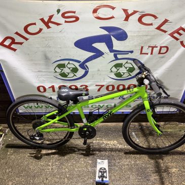 Frog 62 12” Frame, 24” Wheel Unisex Kids Bike. Green. £240