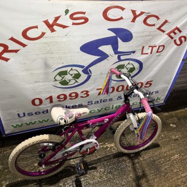 Huffy Rock Stars 18” Wheel Girls Bike. £50.