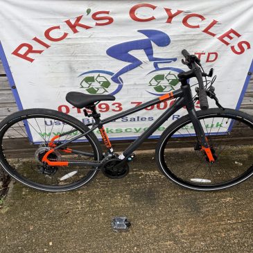 Pinnacle Lithium 15.5” Frame Hybrid Bike Brand new!! £445