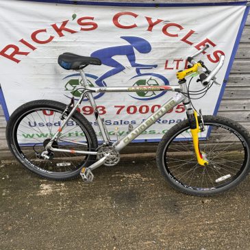 Claud Butler Carabo 21” Frame Mountain Bike. £85  Alloy frame. Serviced