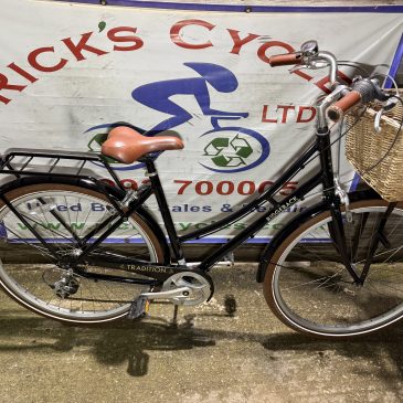 Ridgeback Tradition 20” Frame Ladies Town Bike. £295. Excellent