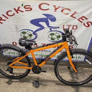 Frog 69 26” Wheel Unisex Kids Bike. Orange No4. £240. Serviced. Great