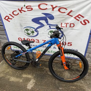 Cube Acid Race 12” Frame, 24” Wheel Unisex Kids Mountain Bike. No4. £295. Great Spec