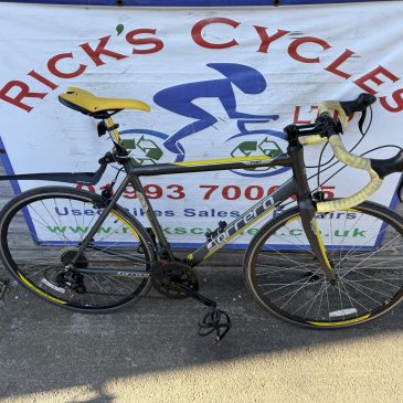 Carrera TDF 22” Frame Unisex Road Bike. £165. Serviced