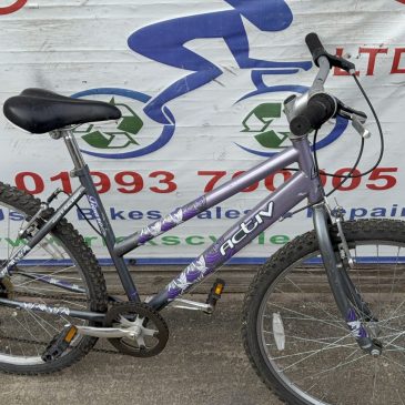 Raleigh Active 18” Frame Unisex Mountain Bike. £65. Serviced