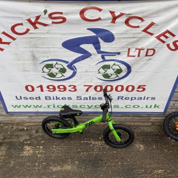 Frog Tadpole 12” Wheel Kids Balance Bike. Green No2. £65
