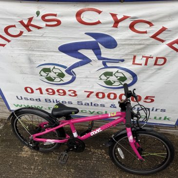 Frog 52 20” Wheel Girls Bike. Pink No2. £185. Light weight 7005 frame.