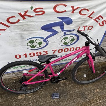Forme Kinder MX26 26” Wheel Kids Bike. Pink No7. £195. Light weight alloy bike