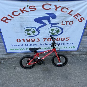 Dawes Academy14 14” Wheel Unisex Bike. £75. Serviced