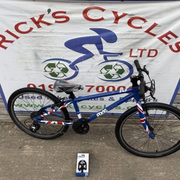 Frog 62 UJ 12” Frame, 24” Wheel Unisex Kids Bike. NJ No2. £185. Nice light weight