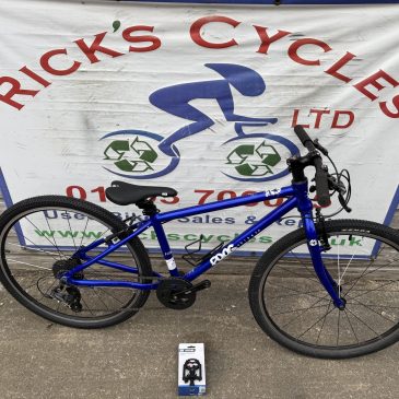 Frog 69 14” Frame, 26” Wheel Unisex Kids Bike. Electric Blue No5. £220. Nice light weight alloy bike