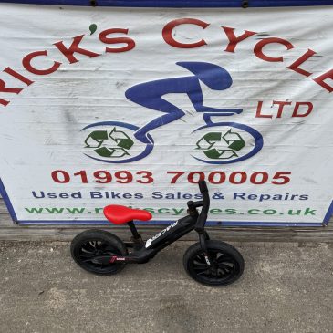 Racer Balance Bike very light alloy frame! Only 3.6Kg. 12” wheels. £20!