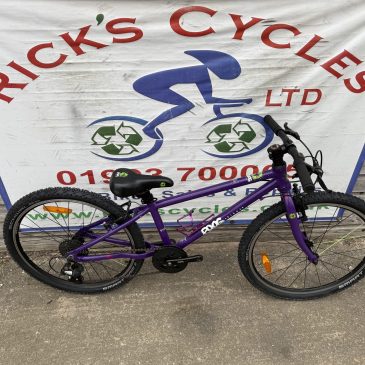 Frog 62 14” Frame, 24” Wheel Unisex Kids Bike. Purple No8. £160. Refurbished!