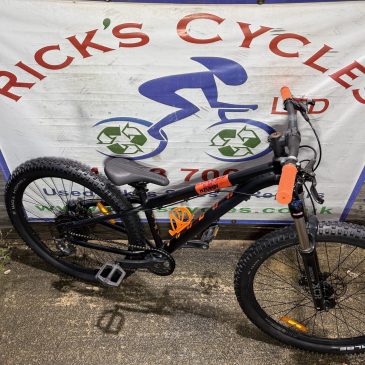 Voodoo NZVMBI 13” Frame, 26” Wheel Mountain Bike. £225. Refurbished!