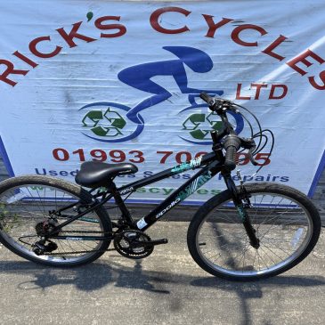 Apollo Vortice 24” Wheel Kids Hybrid Bike. £85. Great Condition