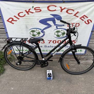 Frog 67 City 16” Frame, 26” Wheel Girls/Ladies City Bike. Black No4. £295. Very light